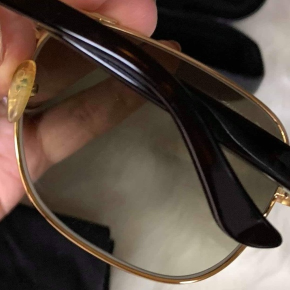 Authentic Salvatore Ferragamo Sunglass - Picture 7 of 8